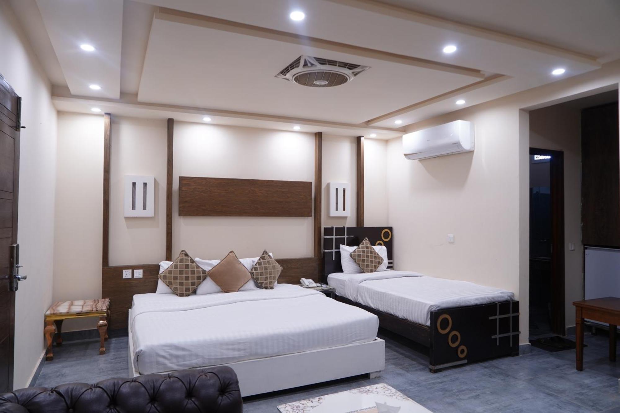 Hotel Avalon Suites Μουλτάν Εξωτερικό φωτογραφία
