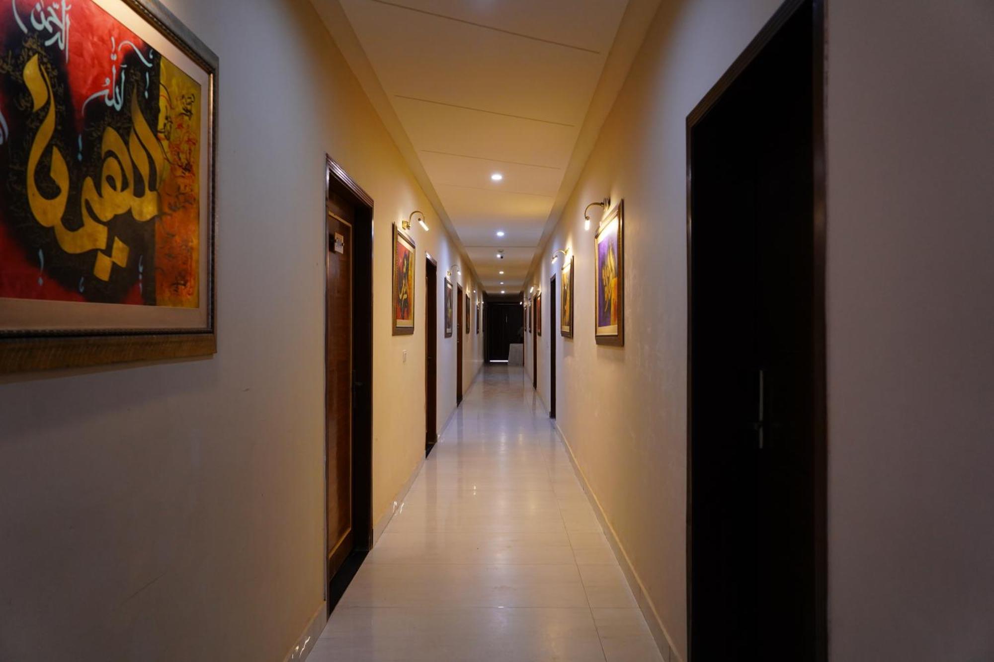 Hotel Avalon Suites Μουλτάν Εξωτερικό φωτογραφία