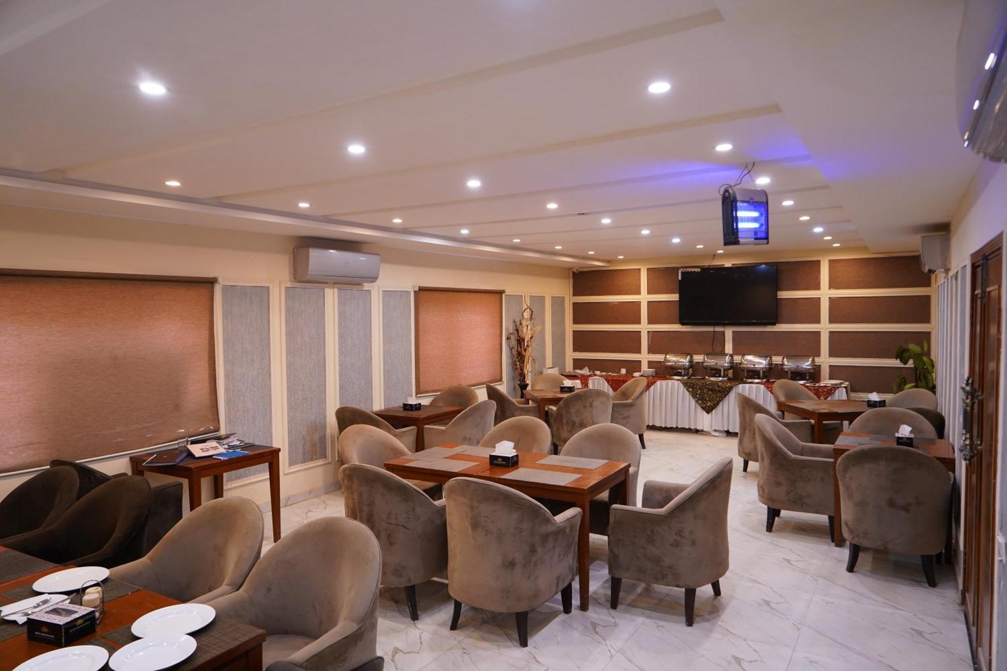 Hotel Avalon Suites Μουλτάν Εξωτερικό φωτογραφία