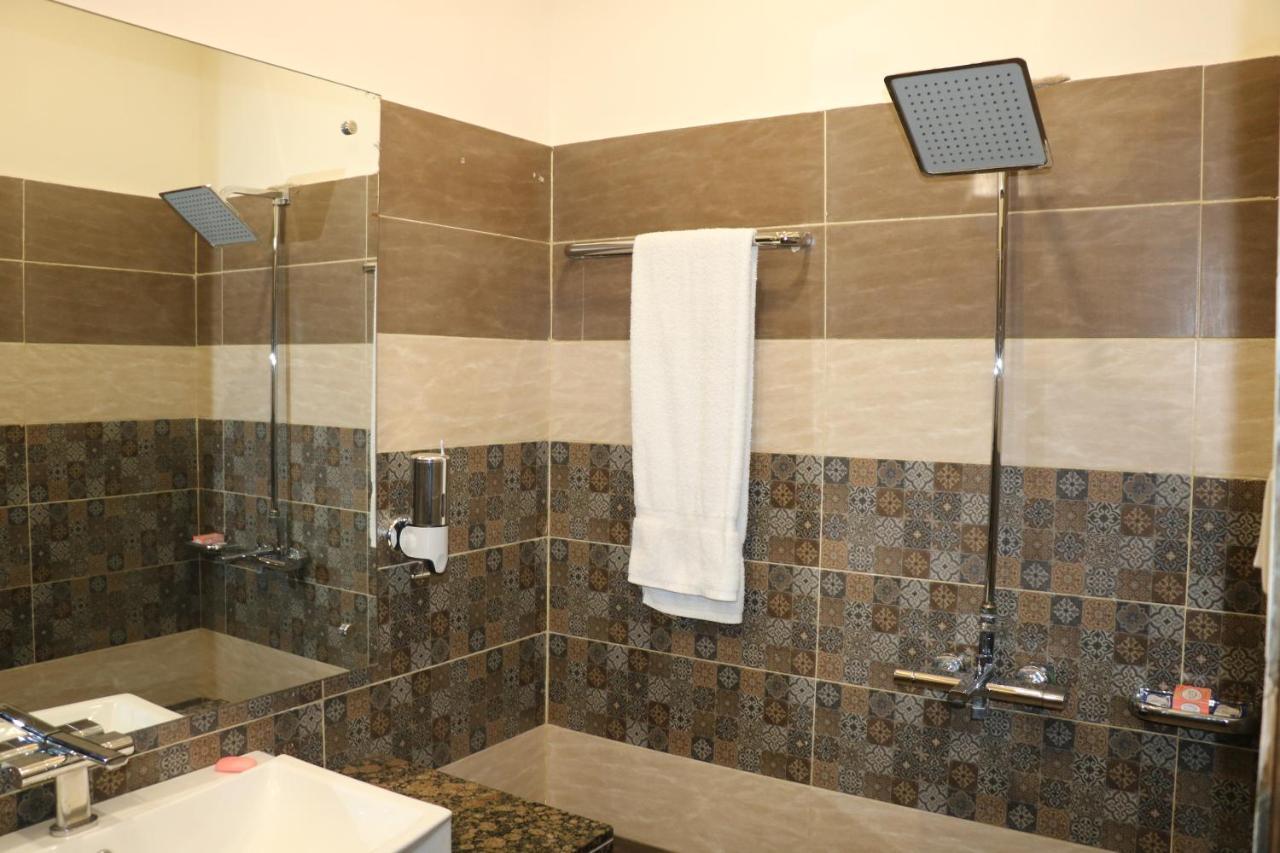 Hotel Avalon Suites Μουλτάν Εξωτερικό φωτογραφία
