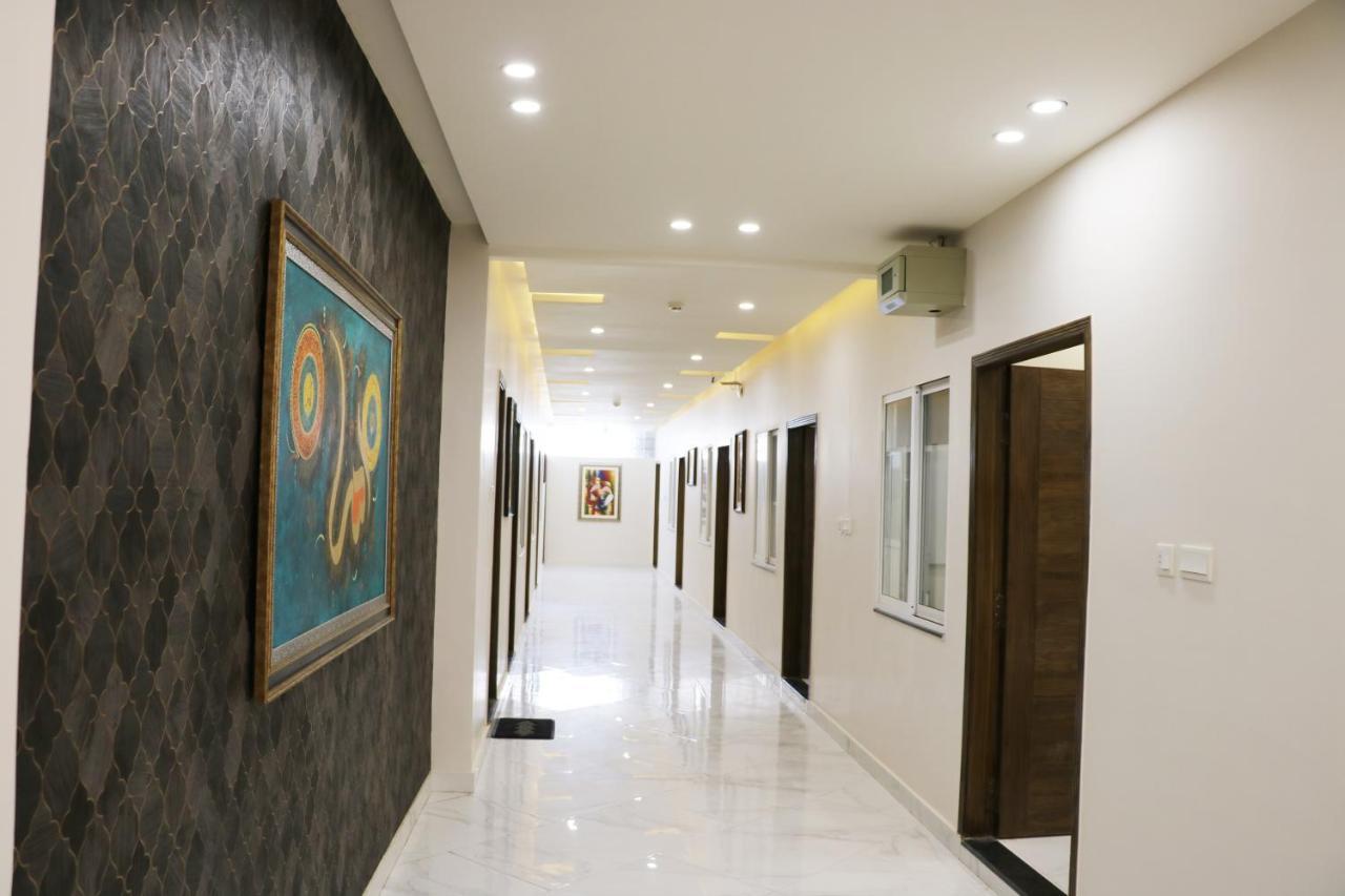 Hotel Avalon Suites Μουλτάν Εξωτερικό φωτογραφία