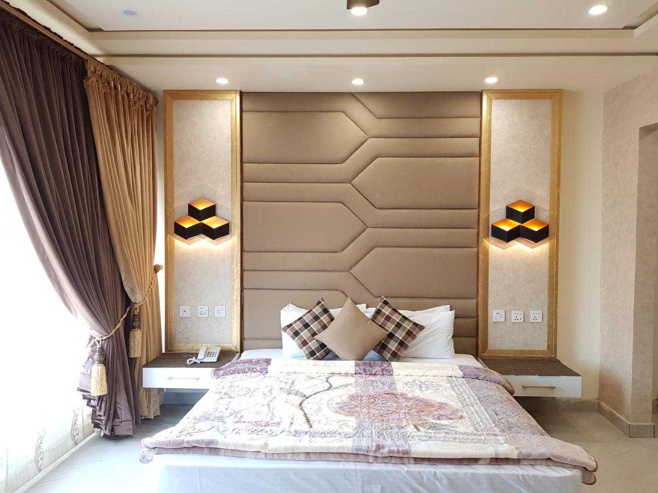 Hotel Avalon Suites Μουλτάν Εξωτερικό φωτογραφία