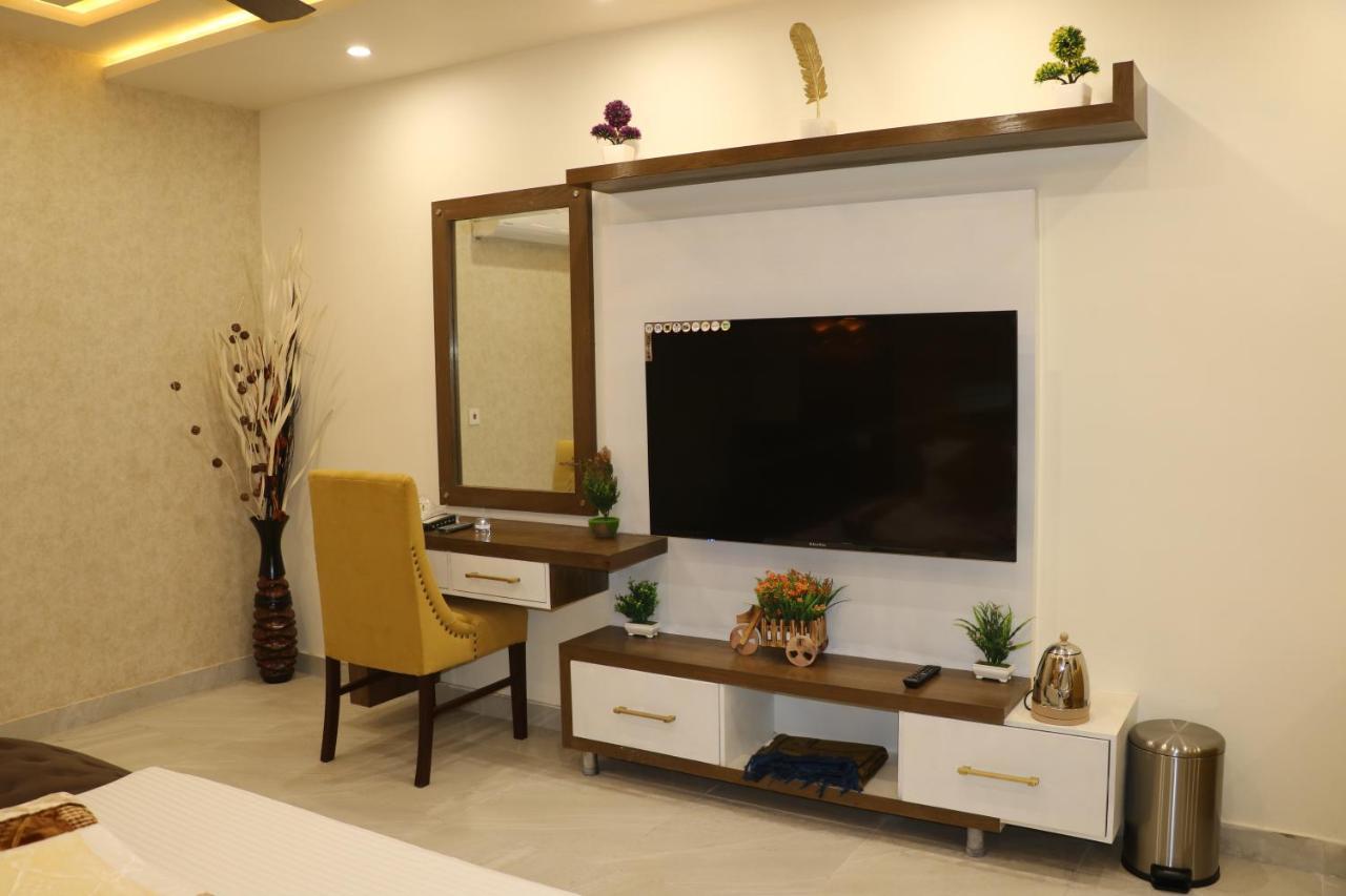 Hotel Avalon Suites Μουλτάν Εξωτερικό φωτογραφία