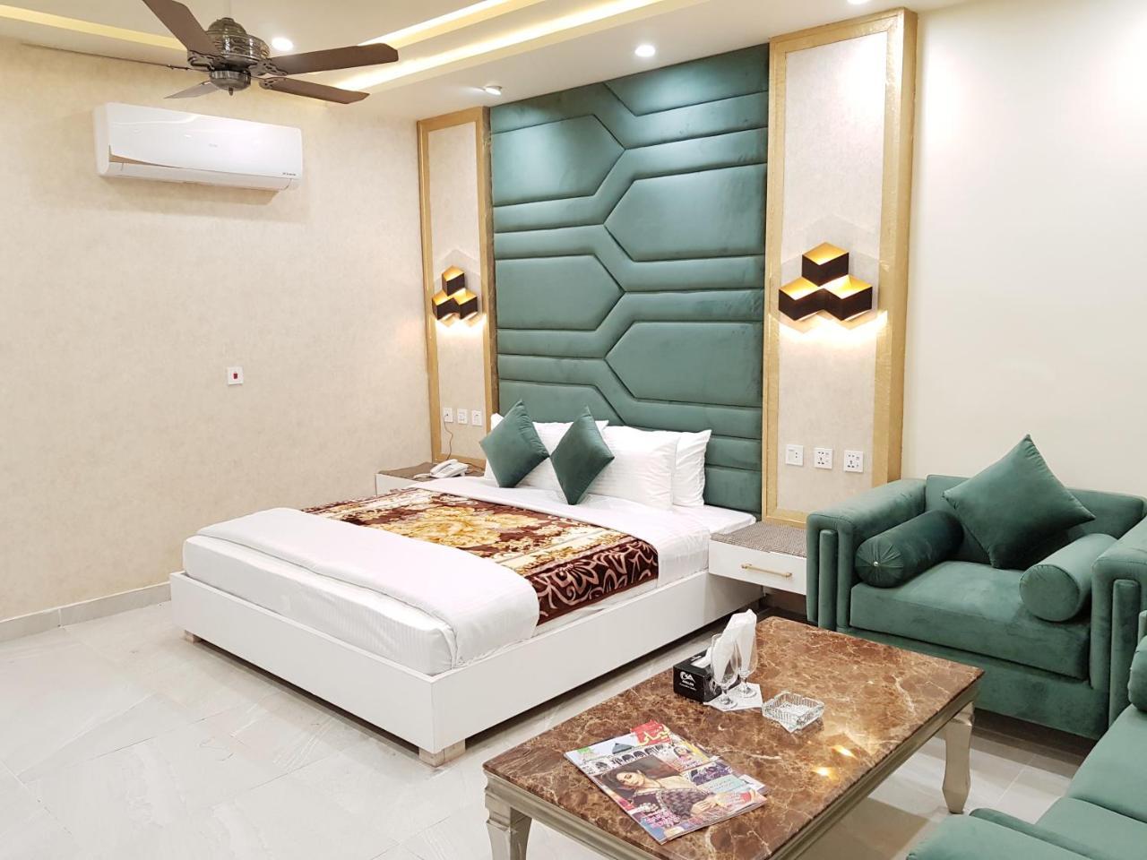 Hotel Avalon Suites Μουλτάν Εξωτερικό φωτογραφία